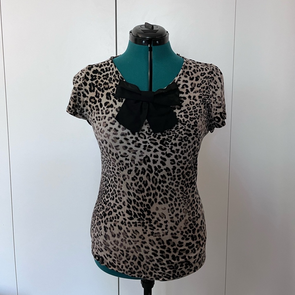 Cheetah print t shirt